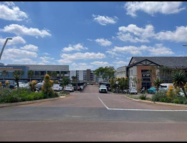 BUSINESS PROPERTY TO RENT IN MIDSTREAM ESTATE